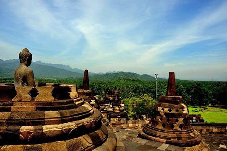 1-Day Yogyakarta Borobudur Prambanan - PRIVATE Tour with GUIDE
