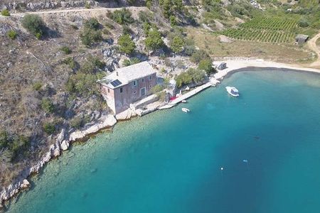 Feel and Taste island Brac with local experts - island adventure to remember