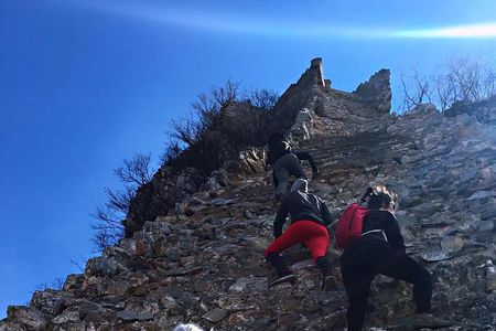 All Inclusive Private Challenge Trekking at Beijing Knot and Flying Eagle Tower