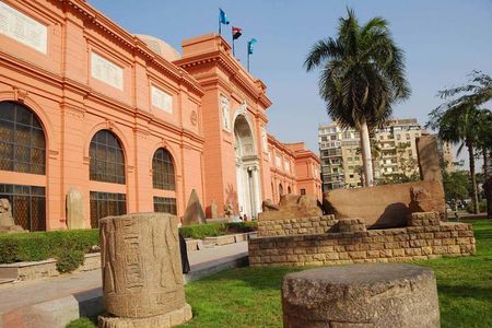 Cairo private full-day tours to Egyptian museum & Islamic Cairo