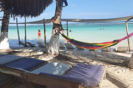 Beach Day, food + drinks + the chilangaloense beach club