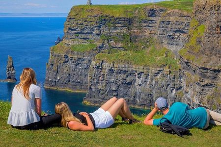 Cliffs of Moher, Aran Island & Burren tour from Galway. Guided.