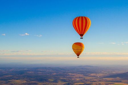 Gold Coast Hot Air Balloon + Winery Breakfast + Return Transfers