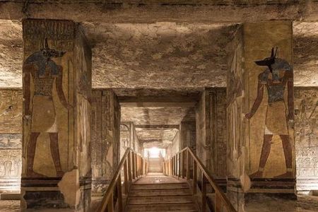 private tour to west bank of luxor and lunch