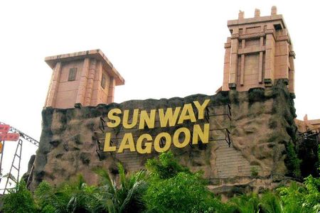 Sunway lagoon Theme Park