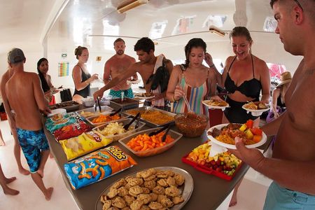 Catamaran Sailing & Snorkeling from Playa Hermosa