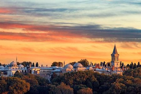 Sultans and Secrets: Topkapı Palace and Hagia Sophia Private Tour