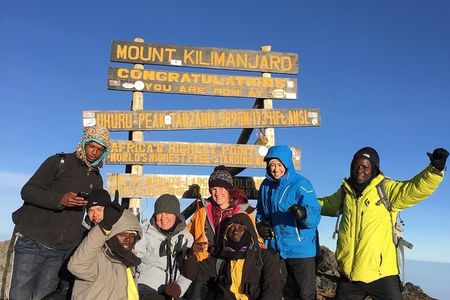 Kilimanjaro Climbing 5 days Marangu route 