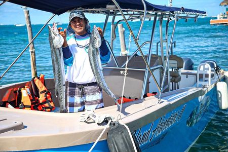 Local Fishing Plus Snorkeling Tour in Isla Mujeres