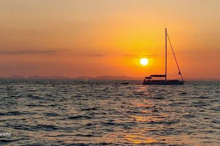 PHI PHI ISLAND - Sunrise Trip From Phi Phi Don By Phi Phi Local Tour