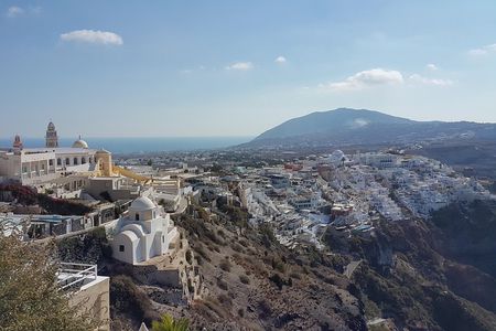 Santorini: 4hr Small Group Shore Excursion with Minimum Walking
