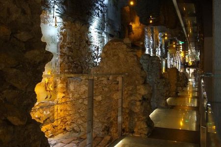 Krakow: Skip the Line Underground Museum Private Guided Tour