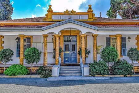 Historic Nicosia: Exclusive Private Tour with a Local Expert