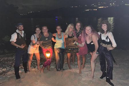 The Ghosts of Piracy Past - Tropical Treasure Hunt