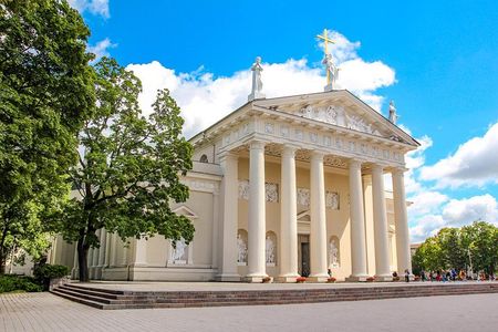 Historic Vilnius: Exclusive Private Tour with a Local Expert