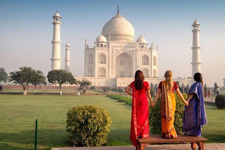 Five Day - Private Luxury Golden Triangle Tour to Agra & Jaipur From New Delhi.