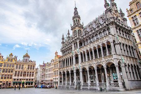 Architectural Brussels: Private Tour with a Local Expert