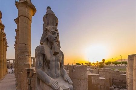 Private Day Tour of the East and West Banks from Luxor