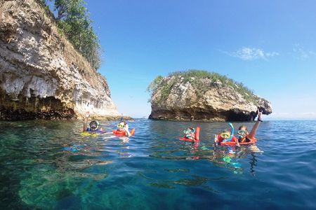 Private Los Arcos & Colomitos Snorkeling Experience