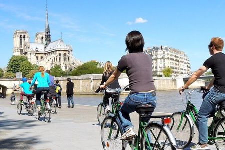 The Paris Monuments Tour