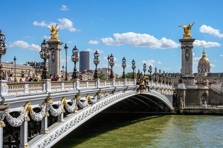 Discover Paris’ most Photogenic Spots with a Local