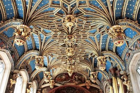 Hampton Court Palace Private Tour - Secrets of Henry VIII
