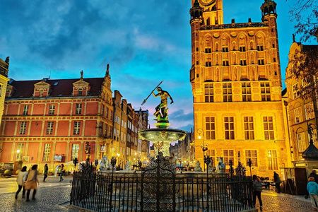 Explore Gdańsk: 6-Hour Private Guided Tour of Key Highlights