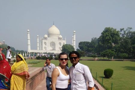 Taj Mahal, Agra Fort & Baby Taj from Delhi by Car : All Inclusive
