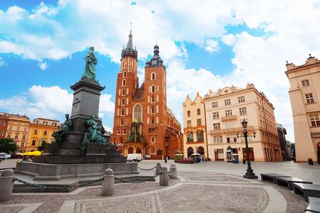 Krakow: Private City Tour by golf cart/buggy