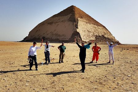 Day Tour to Memphis and Dahshur with Egyptian Lunch from Cairo