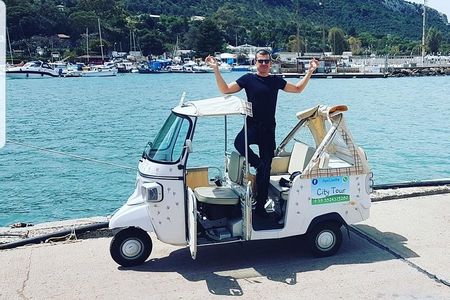 Apelisetta tuk tuk: 2 hours tour of Cagliari