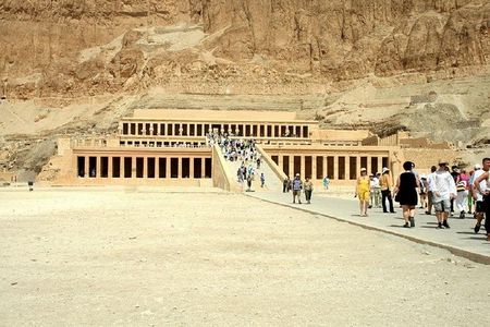 4 Days Nile Cruise Tour from Cairo with Guide