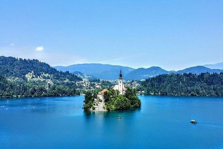 Magic Lake Bled & Charming Ljubljana from Trieste
