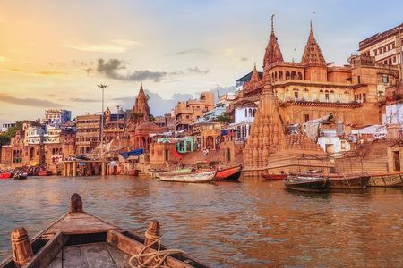 Full Day Varanasi Private Tour with Temples, Ghats & Rituals