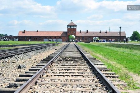 Trip to Auschwitz-Birkenau with English guide 
