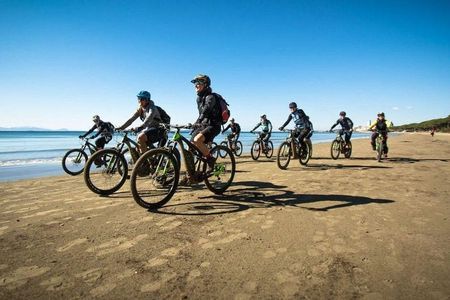 By Ebike in the Park with Sunset Bath in Collelungo