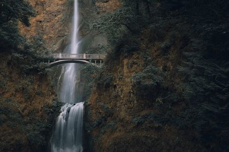 Columbia Gorge Waterfalls & Wineries from Portland: All-Inclusive Afternoon Tour