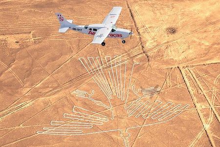 The Enigmatic Nazca Lines & Huacachina Oasis - Private Trip 