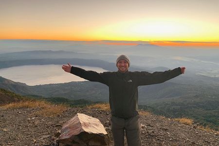 Santa Ana volcano hike with privileged early access. Go safe and skip the crowds
