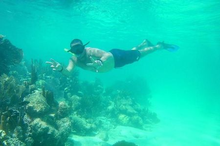 A beach day with open bar, lunch and snorkeling LOS ARRECIFES RESTAURANT