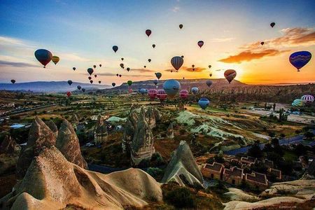 Hot air Balloon Cappadocia Tour ( Goreme Valley )