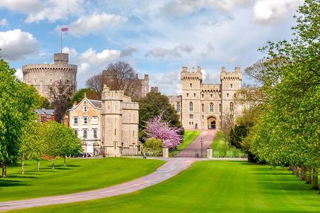 Stonehenge & Windsor Tours from London or Southampton