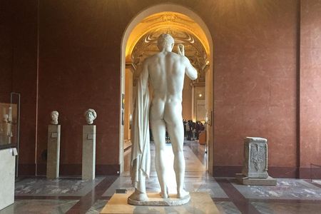 Semi-Private Homoerotic Louvre Tour with Reserved Entrance Time