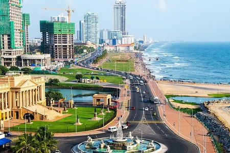 Private Night Tour in Colombo with Street Food Tasting