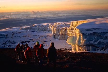 6-Day Kilimanjaro Machame Route – A Stunning Trek to Uhuru Peak