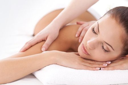 90 mins of Relaxing Foot and Back with thai balm or Oil