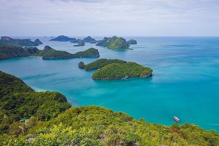 Angthong National Marine Park by Tour Boat including Lunch