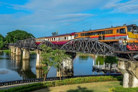 River Kwai Tour From Bangkok with Jeath Museum and Death Railway