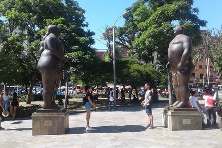 City tour, Commune 13, Metro Cable, Botero Park and more. Private 