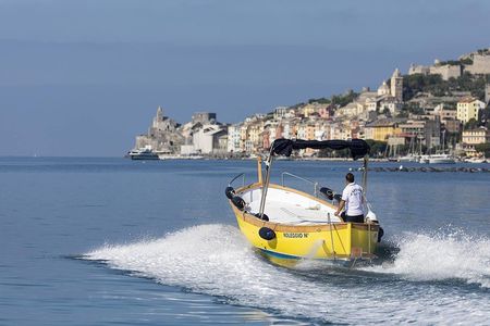 Cinque Terre Sunset Tour by Boat